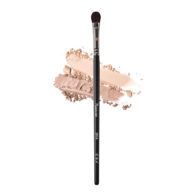 Piccasso 207A Eyeshadow Brush – Flat Rounded Eye Brush for Blending and Shading, Soft Bristles for Smooth Eye Makeup Application, Korean Eyeshadow Brush for All Eye Shapes